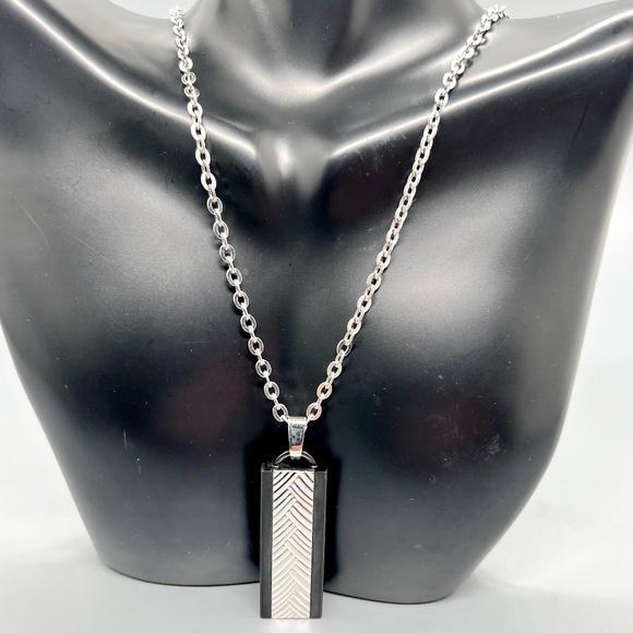 Mens Triton Sterling Silver Inlaid Triton Titanium Dog Tag Pendant & Necklace